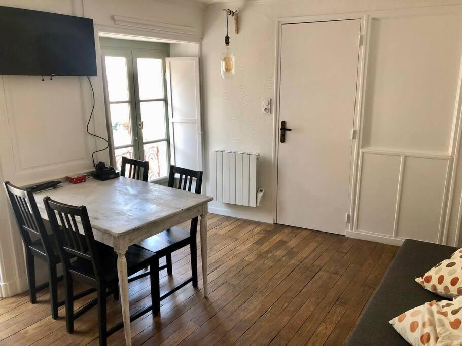 Le Garengeot - Wifi - Centre Ville - Property Rental Nm Vitré Exteriör bild